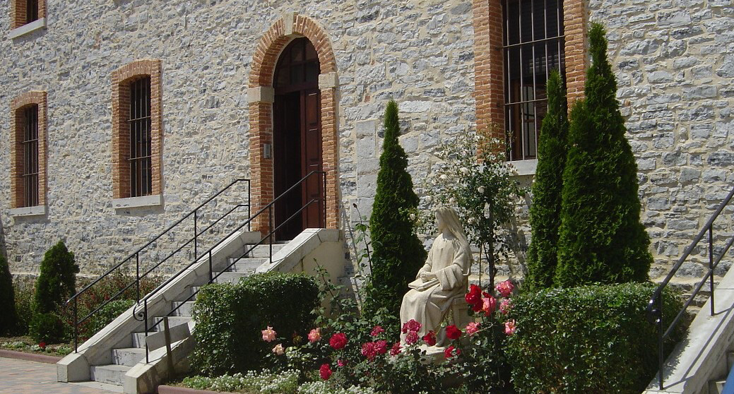 Entrée du Carmel de Bayonne